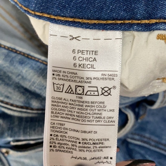 Old Navy Rockstar Super Skinny Jeans Women Sz 6P Stretch Mid Rise Built in Warm - Picture 4 of 9